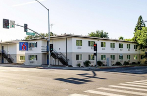 Гостиница Motel 6-Modesto, CA - Downtown  Модесто